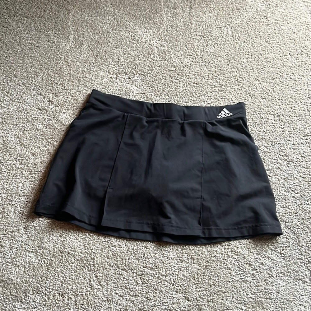 Adidas golf/tennis skirt